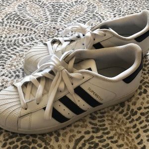 Adidas superstar
